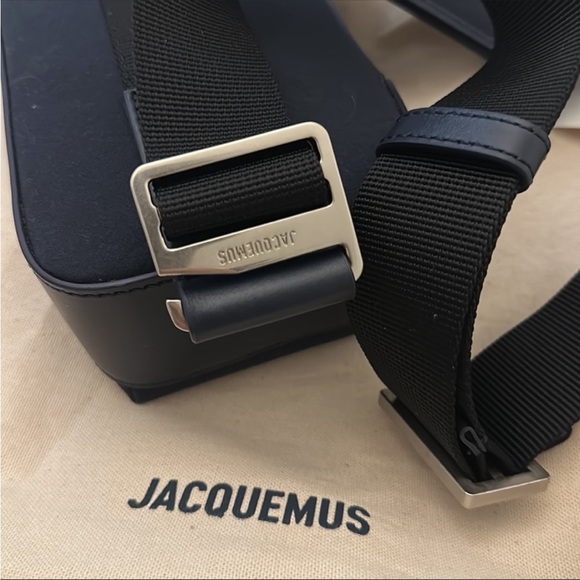 SOLD 💕 JACQUEMUS - Le Giardino Crossbody Pouch Bag - Unisex - Dark Navy - Picture 5 of 7